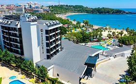 Seaphoria Beach Hotel & Spa